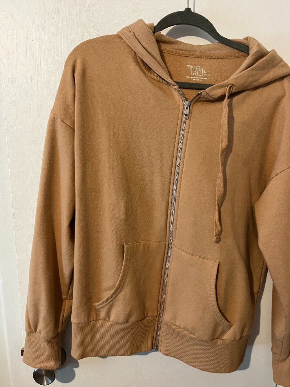 Time & Tru Tan Zip up Hoodie SZ L